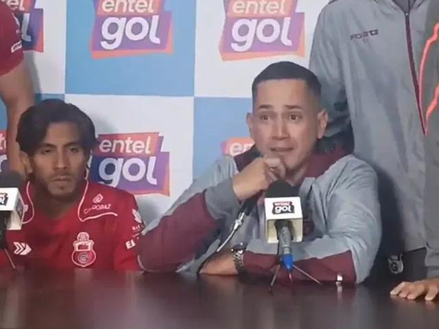 D&uuml;nya futbolunu sarsan itiraf! Ailesi &ouml;l&uuml;mle tehdit edildi, sahaya &ccedil;ıkıp bilerek gol yedi