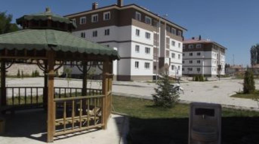 TOKİ evlerinin teslimi bayram sonrasına kaldı