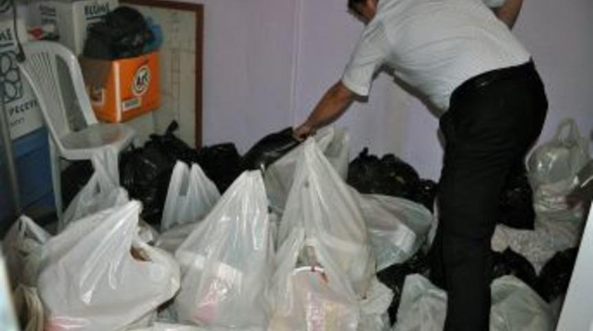 Alaplı'da 600 ihtiya&ccedil; sahibine kumanya yardımı