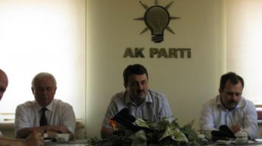 AK Parti Grubu, İl Genel Meclisi toplantısı öncesi toplandı