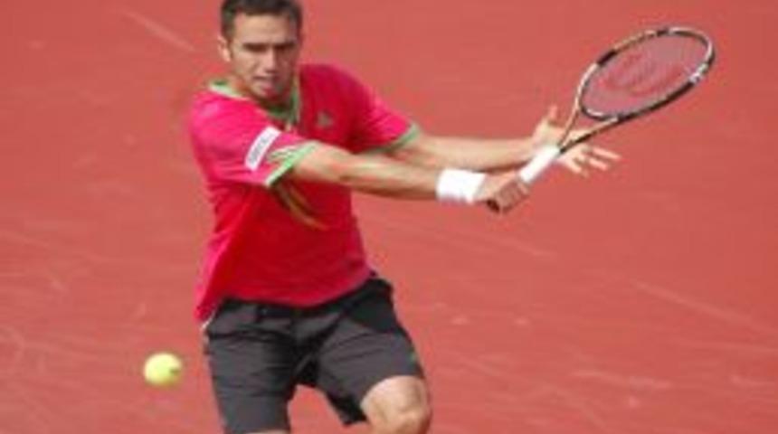 İzmir Cup'ta milli tenis&ccedil;i Marsel İlhan yarıfinale y&uuml;kseldi