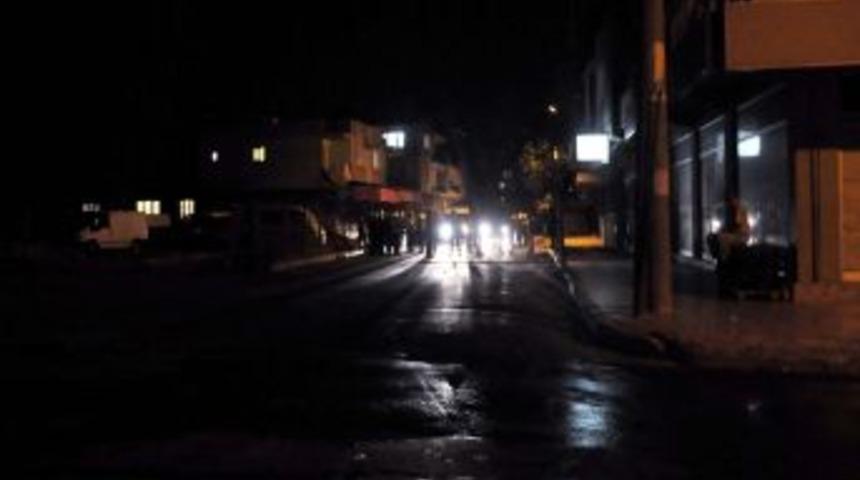 Ter&ouml;r &ouml;rg&uuml;t&uuml; yandaşları barikat kurdu, polis dağıttı