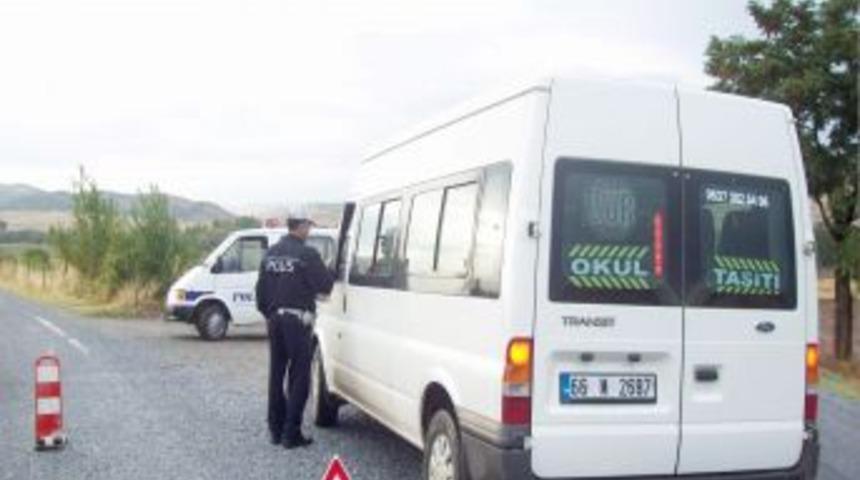 Aydıncık İlçe Emniyet Amirliği trafik kontrollerine hız verdi