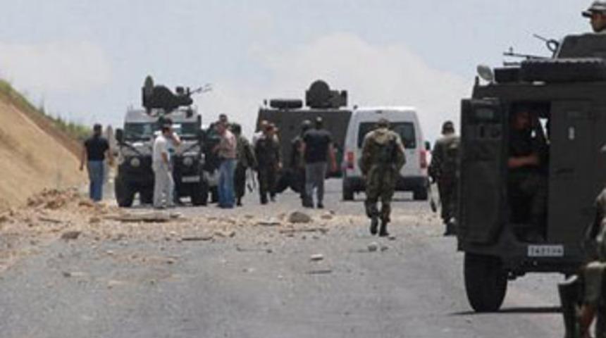 Hakkari'de mayınlı saldırı: 3 asker şehit