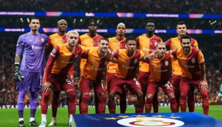 Y&ouml;netimin sabrı taştı! Yıldız ismin menajeri &ccedil;ağrıldı: Kendinize kul&uuml;p bulun