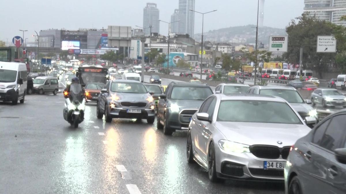 Meteoroloji il il uyardı! İstanbul a kuvvetli sağanak geliyor: 3 gün sürecek! 4
