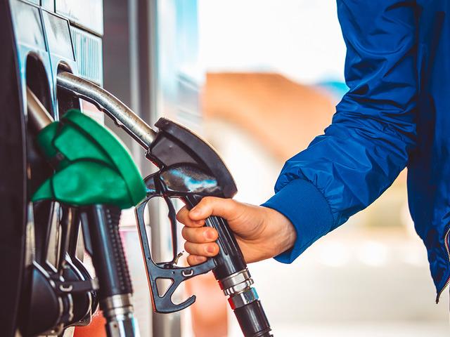 Akaryakıtta yeni aşama: &Uuml;&ccedil; hane! Motorine zam beklentisi ortaya &ccedil;ıktı