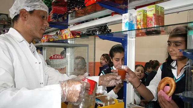 Okul kantinlerinde artık satılamayacak! Yasaklı ürünler tek tek belli oldu