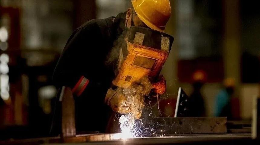 &Uuml;cretli &ccedil;alışan sayısı temmuzda yıllık y&uuml;zde 1,7 arttı