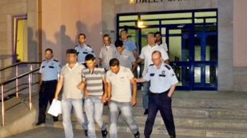Sapanca'da &ccedil;aldılar, Kocaeli'nde yakalandılar