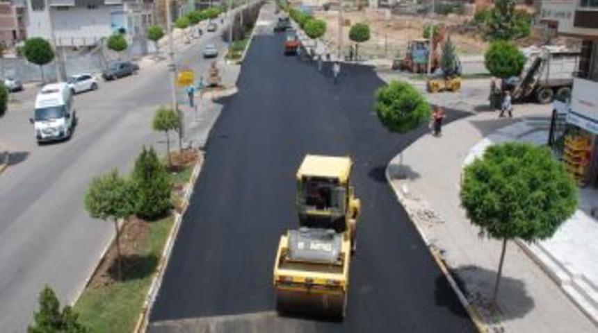 Karaköprü Belediyesi 50 bin ton asfaltlama yaptı