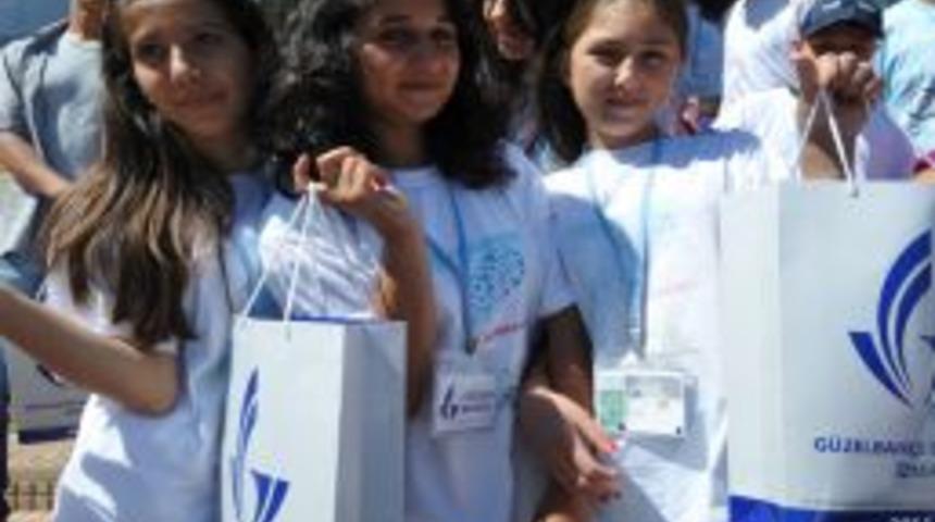 Depremzede &ccedil;ocuklar, G&uuml;zelbah&ccedil;eli akranlarından &ccedil;ok sevdi
