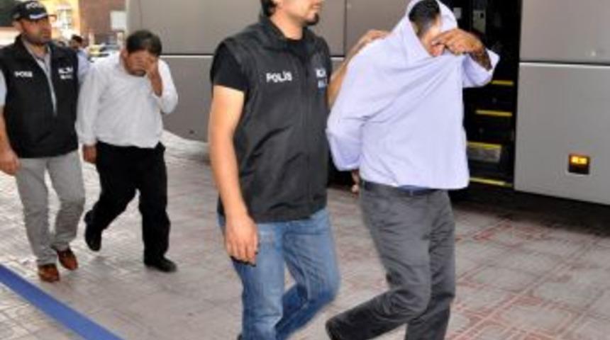 Ka&ccedil;ak sigara operasyonu ş&uuml;phelileri Ankara&rsquo;ya g&ouml;nderildi