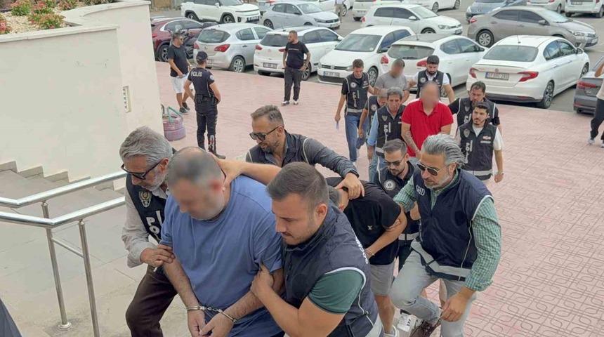 Bodrum&rsquo;daki tefecilik operasyonunda 8 ş&uuml;pheli adliyeye sevk edildi