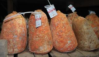 Mağaraya beyaz giriyor, 6 ay sonra kırmızı &ccedil;ıkıyor! Kilosu 1,700 TL