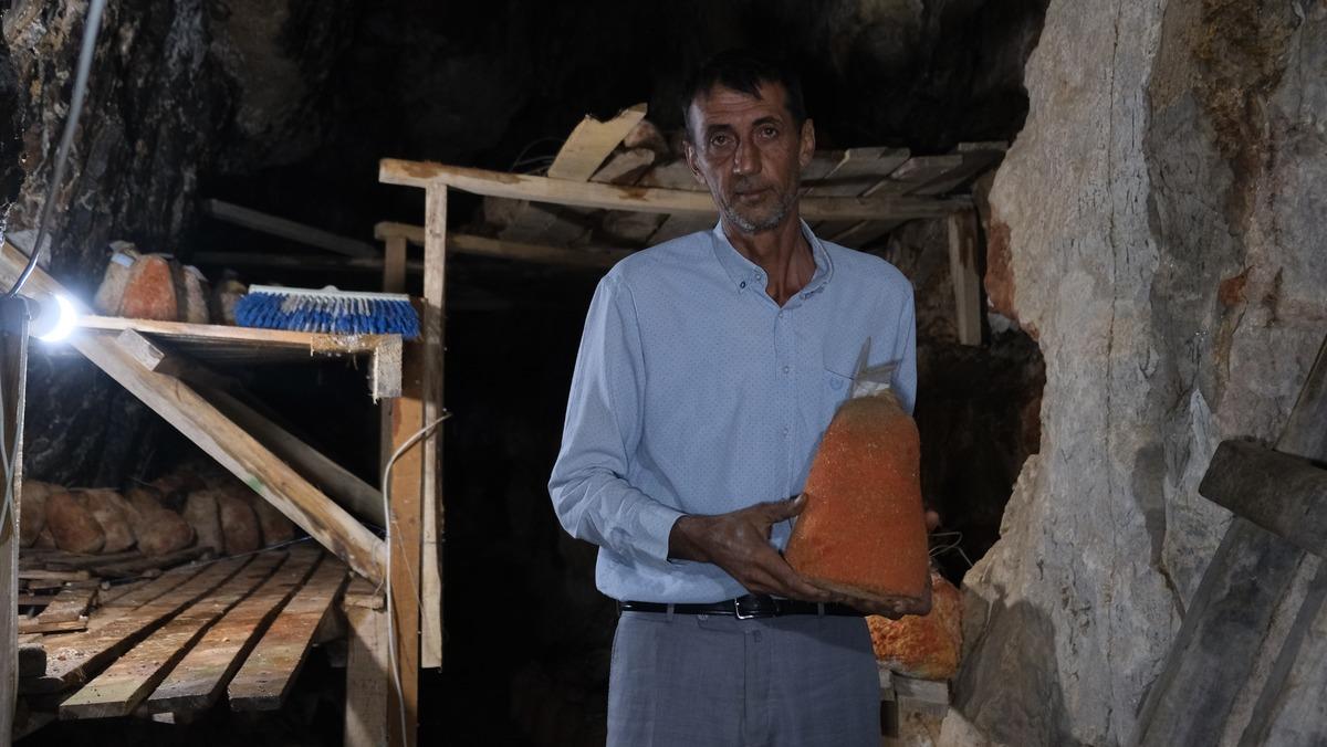 Mağaraya bırakılıyor: Beyaz girip kırmızı &ccedil;ıkıyor! Fiyatı 1700 TL 3