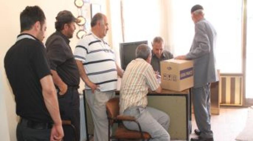 Paland&ouml;ken Belediyesi gıda yardım paketi dağıtımına başladı