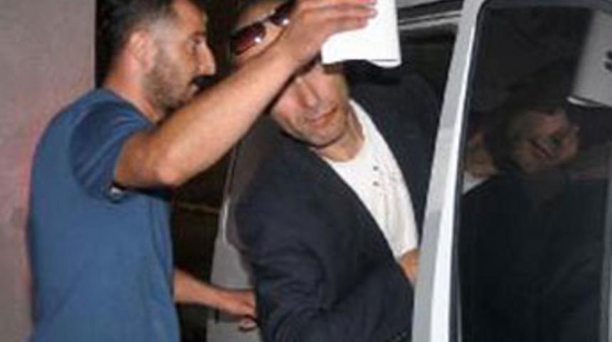 Kahrolsun PKK dedi, BDP'lilerden dayak yedi