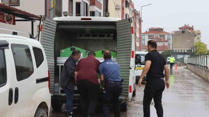 &Ccedil;orum&rsquo;da kadın cinayeti: Eski eşini silahla &ouml;ld&uuml;r&uuml;p intihar etti