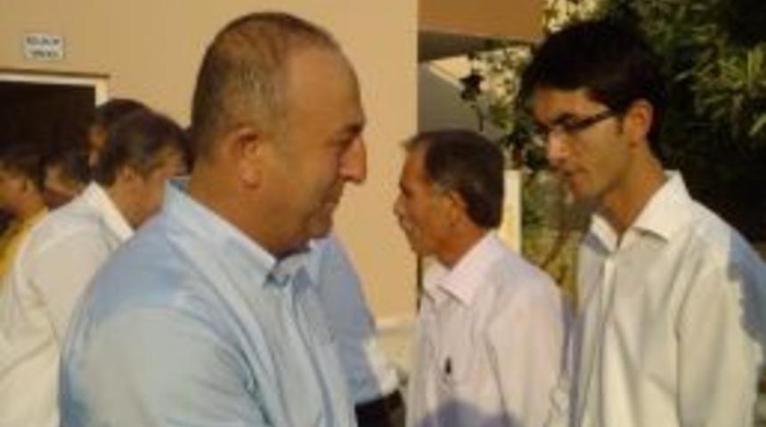 AKPM Başkanı &Ccedil;avuşoğlu Bayram Namazı'nı Gazipaşa&rsquo;da kıldı