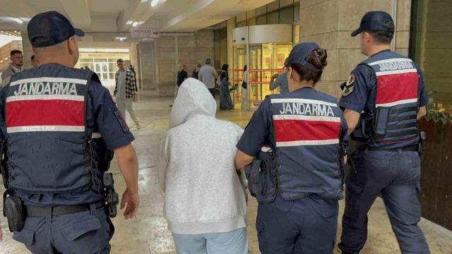 Samsun’da 16 suçtan aranan kadın, jandarmanın kimlik kontrolünde yakalandı 1