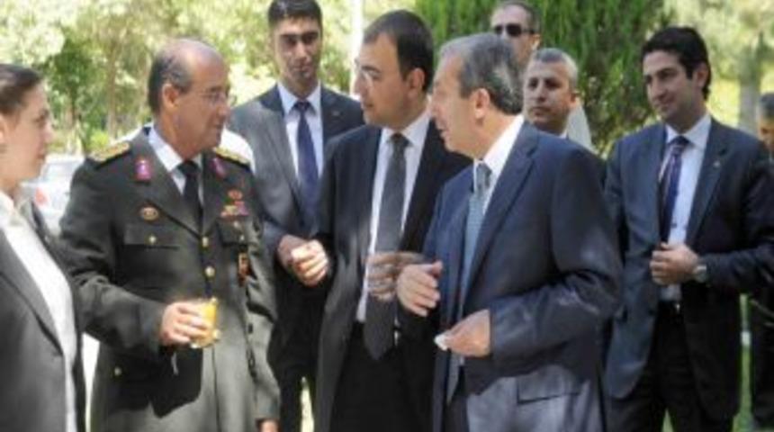 Bakan Eker: Sivil anayasayla ilgili ne zaman &ccedil;alışma başlasa PKK saldırıyor