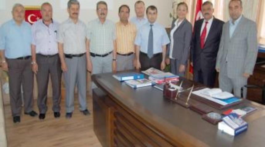 Kamu-Sen Yozgat İl Temsilciliği'nden Rekt&ouml;r U&ccedil;ar&rsquo;a ziyaret