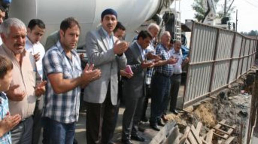 Akan Kardeşler'den yeni temel atma t&ouml;reni