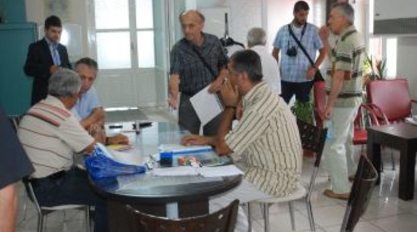 &Ouml;ğretmenden bile kayıt parası istediler