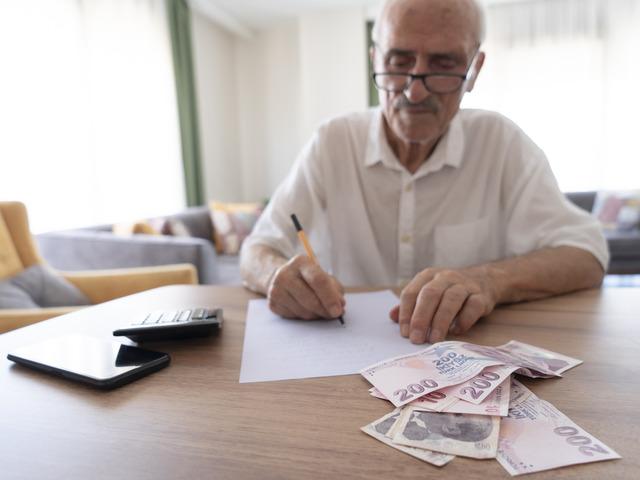 Emekliler dikkat! Bankalar promosyon tutarlarını g&uuml;ncelledi
