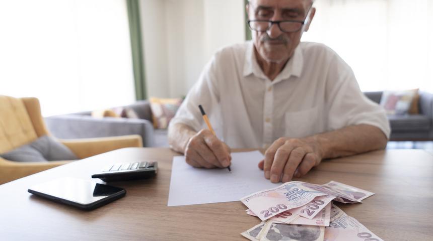 Emekliler dikkat! Bankalar promosyon tutarlarını g&uuml;ncelledi
