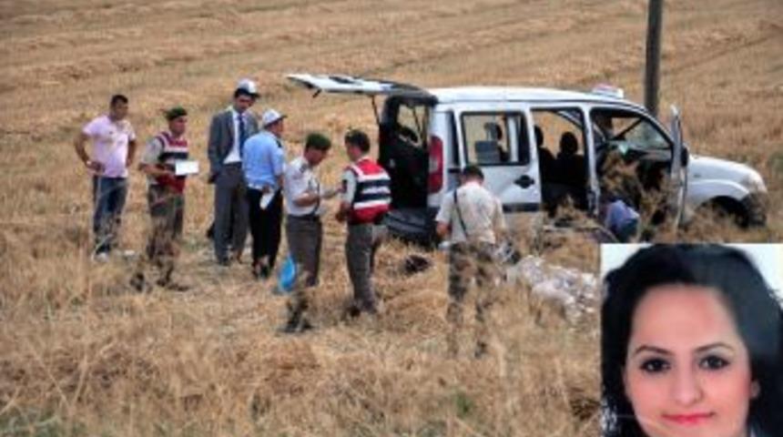 Yolcu minib&uuml;s&uuml; takla attı: 1 &ouml;l&uuml; 3 yaralı