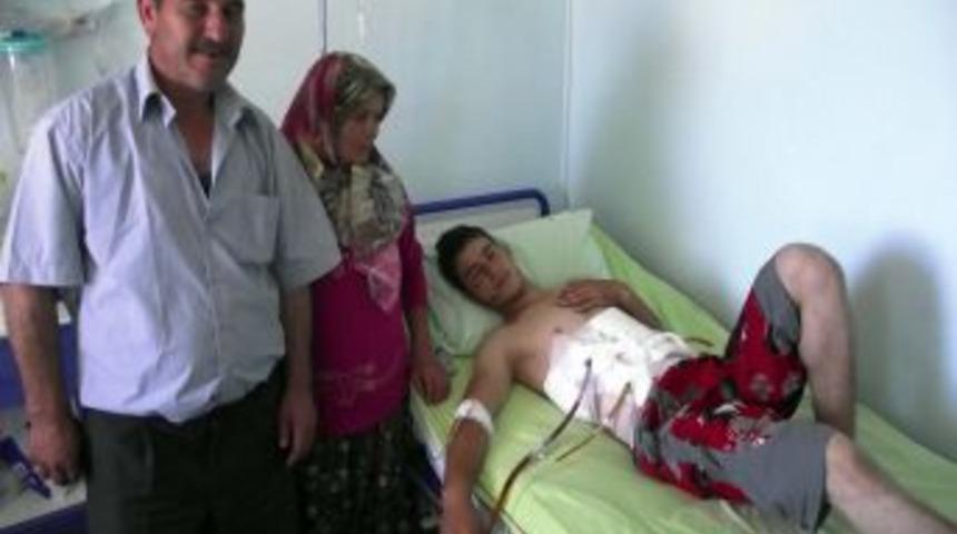 T&uuml;feği ateş alan &ccedil;oban bayramı hastanede ge&ccedil;irdi