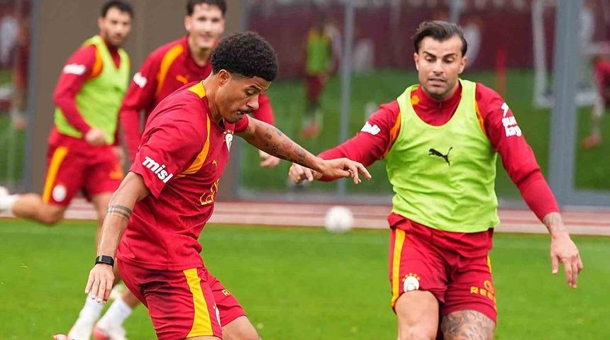 Galatasaray, Trabzonspor ma&ccedil;ı hazırlıklarını s&uuml;rd&uuml;rd&uuml;