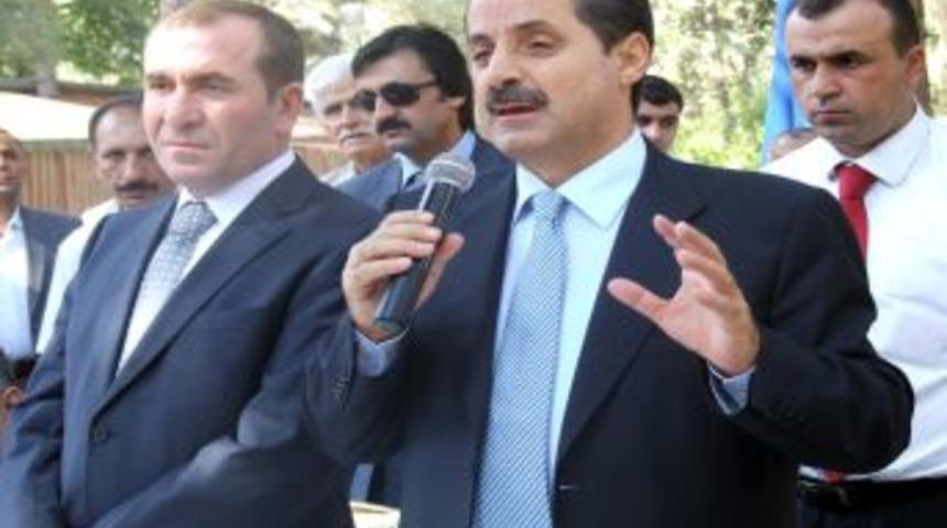 Bakan &Ccedil;elik, Şanlıurfa'da bayramlaşma t&ouml;renine katıldı