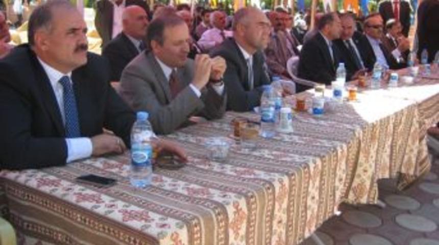 Sağlık Bakanı Akdağ: Somali'ye hizmet etmek insanlık g&ouml;revimiz