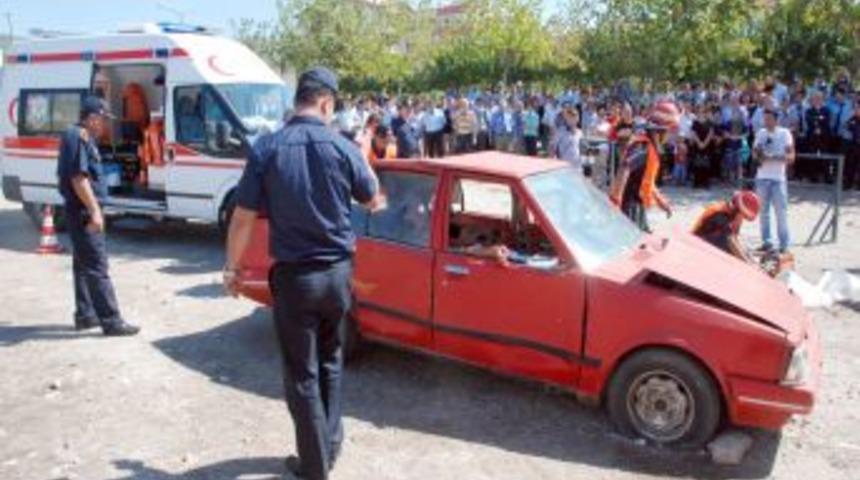Muğla İtfaiyesi yangın ve kaza tatbikatı düzenledi