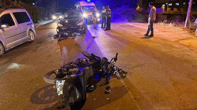 Otomobil ile motosiklet çarpıştı, 1 yaralı