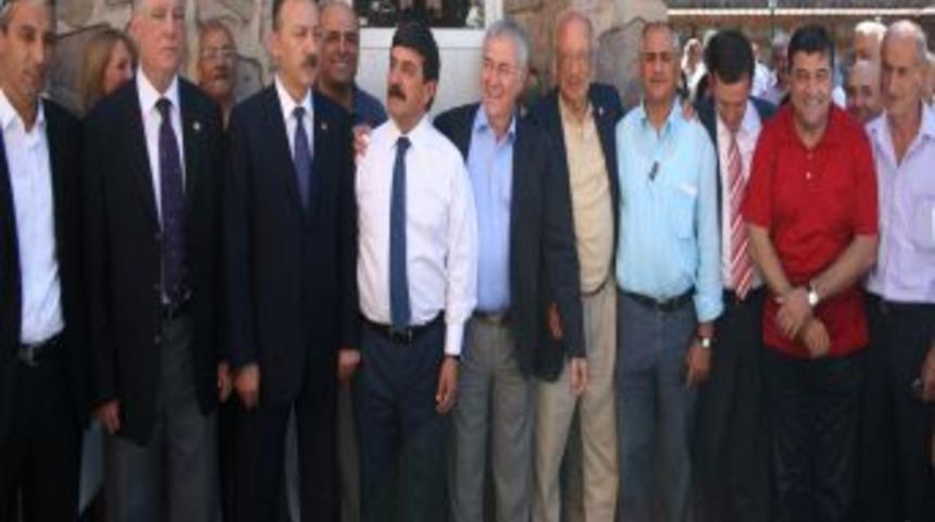 CHP'nin İzmir'deki bayramlaşma t&ouml;renine Başkan Kocaoğlu katılmadı