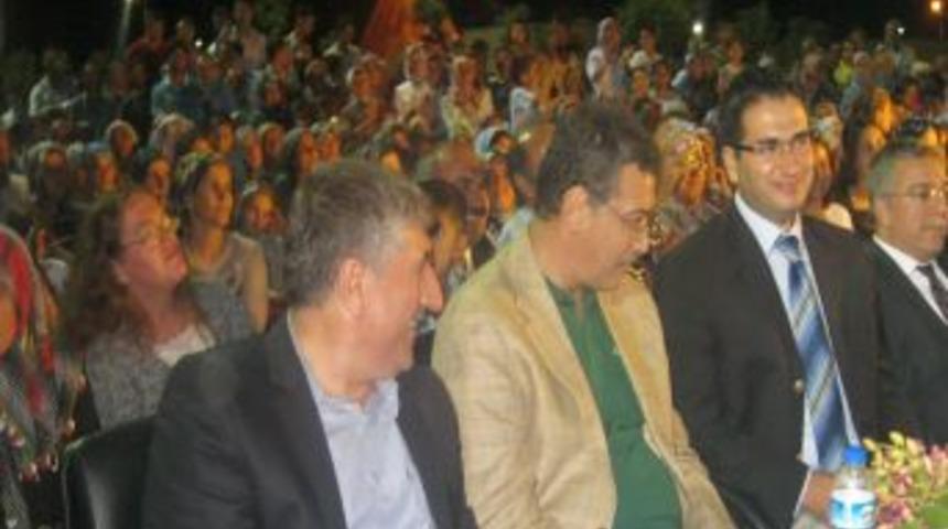 Arğıl kasabasındaki Fıstık Festivali'ne yoğun ilgi