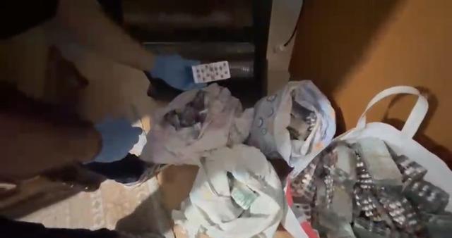Samsun’da ikamette 13 bin 48 sentetik ecza hap ele geçirildi 2