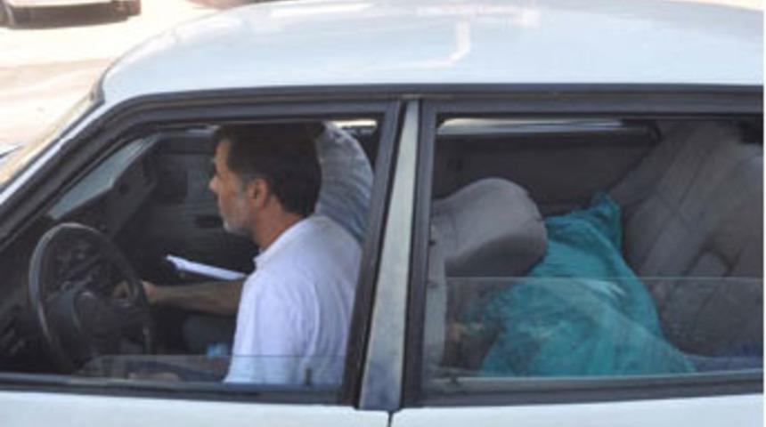 Arının soktuğu adam &ouml;ld&uuml;