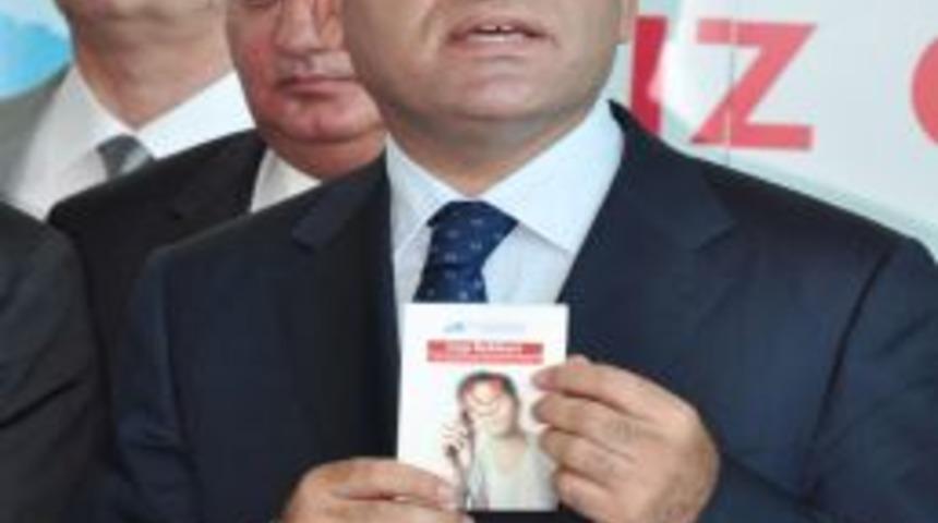 Başbakan Yardımcısı Bozdağ Kapıkule'de gurbet&ccedil;ilerle anket yaptı