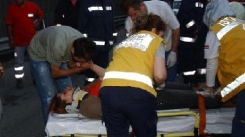 Yaralı eşe &ouml;p&uuml;c&uuml;kl&uuml; moral