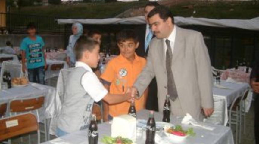 Huzurevi sakinlerine iftar