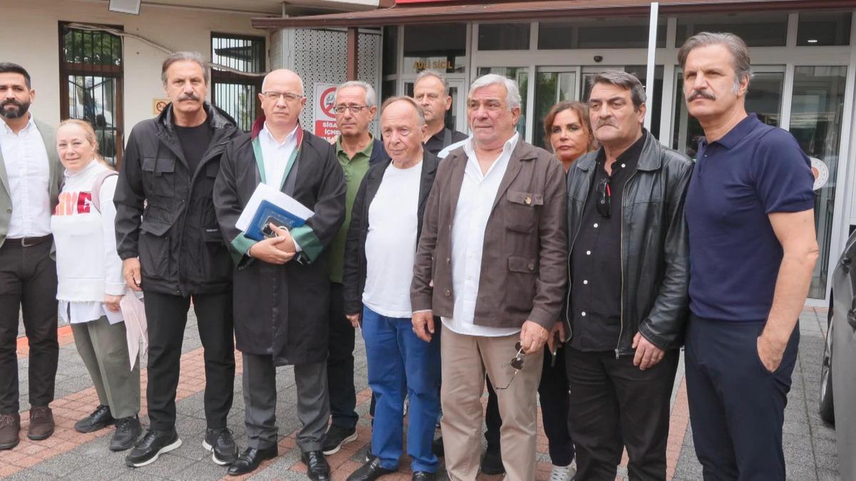 Kadir İnanır ın devasa mirası kriz çıkardı! Bir kravat bile bırakmamış 2