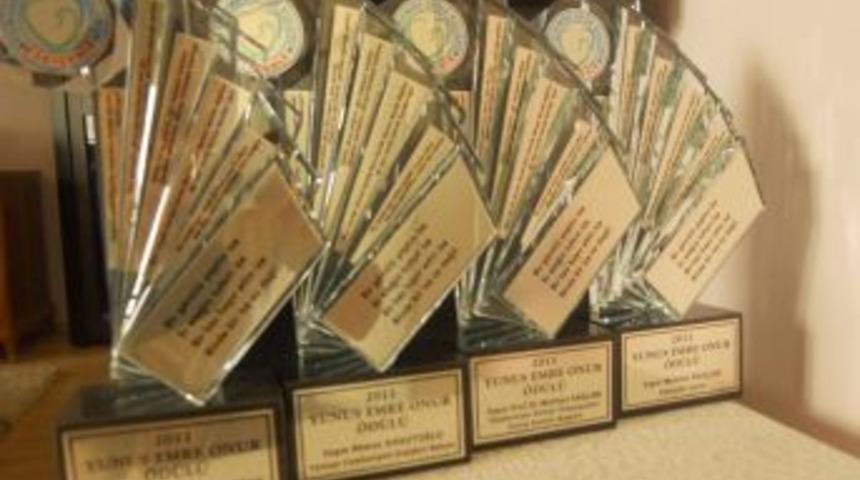 Yunus Emre Spor Kul&uuml;b&uuml;, '2011 Yunus Emre Onur &Ouml;d&uuml;lleri'ni belirledi