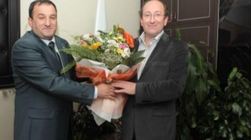 AÜ'nün yeni genel sekreteri Doç. Dr. Arık oldu