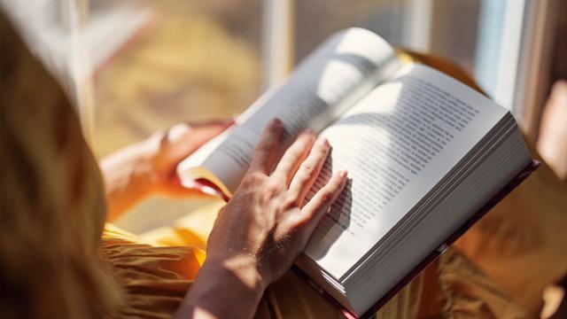 Günde 15 dakika kitap okuyana para verecekler! Yeni uygulama başladı