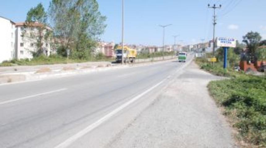 '&Ouml;l&uuml;m Yolu'ndaki &uuml;&ccedil; kavşak trafiğe kapatıldı